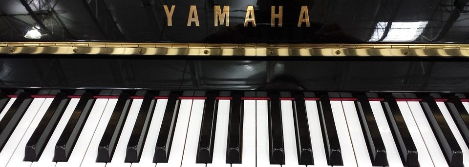 yamaha piano